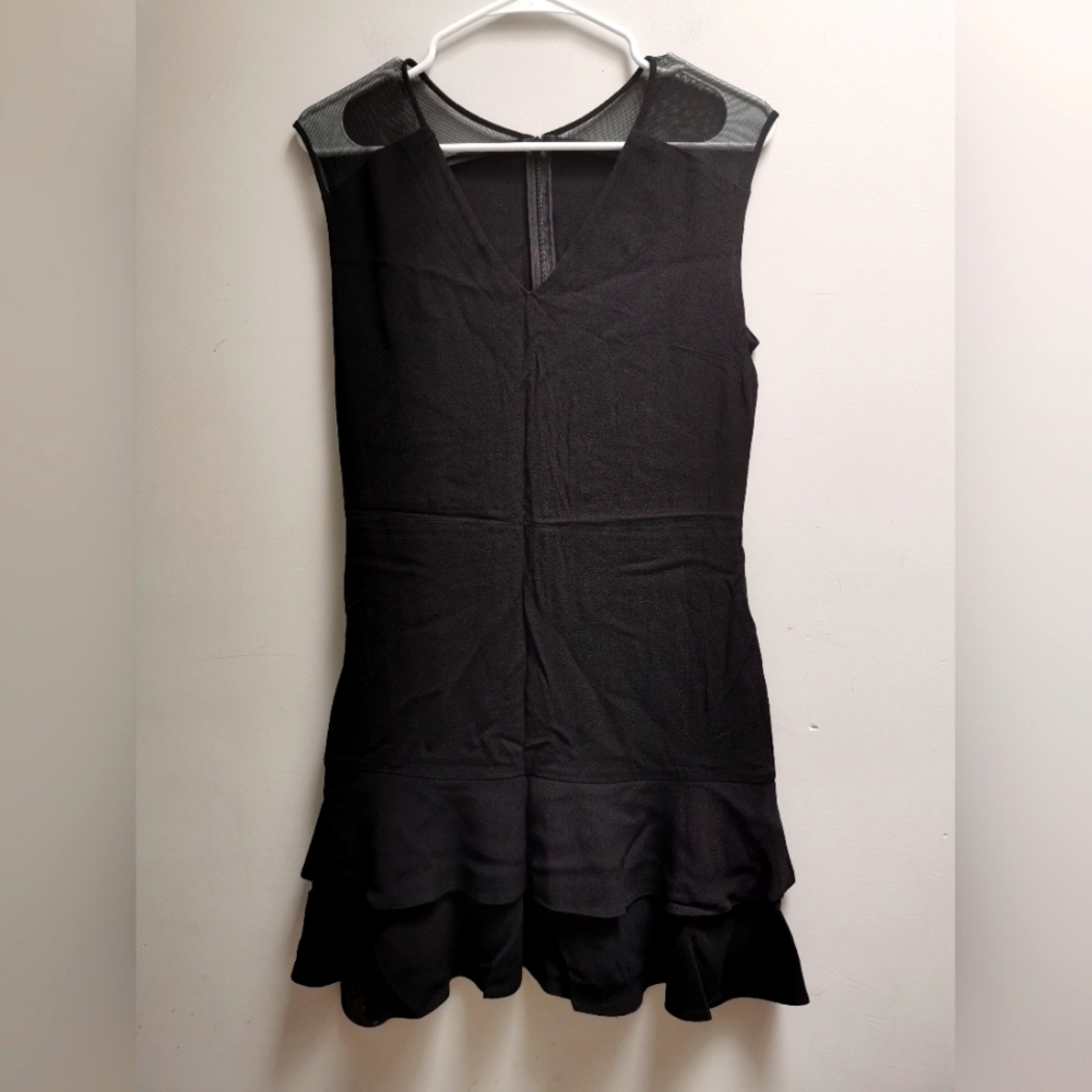 Sandro Paris Women V Neck Midi Dress with Ruffle hem Slevesless Black size m
